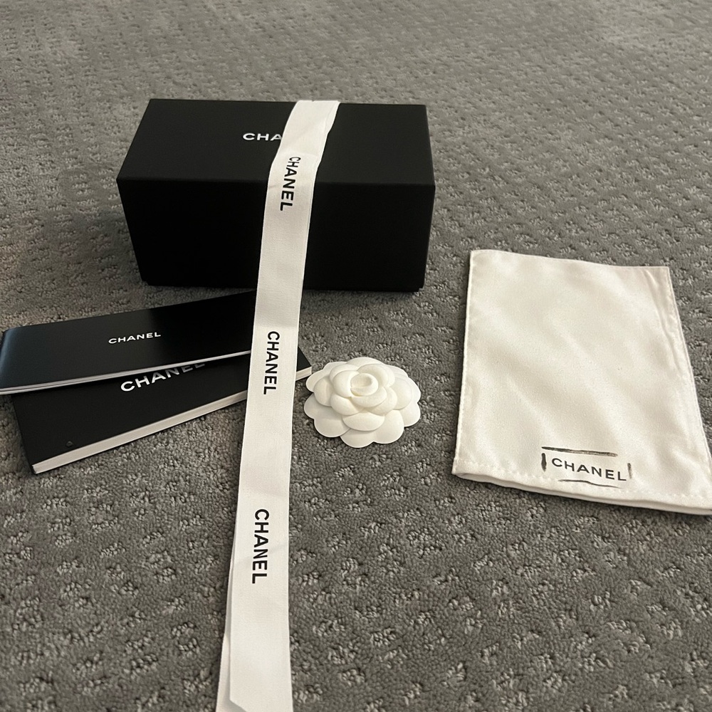 CHANEL Black Box with White Ribbon and Flower